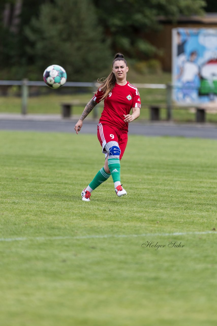 Bild 112 - F SV Boostedt - SV Fortuna St. Juergen : Ergebnis: 2:1